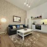 Operabasilica Apartamento *
